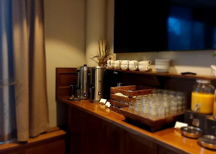 Hotel Bishops Arms Mora
