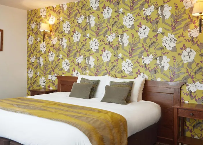 Golf hotel: Castle Inn By Greene King Inns