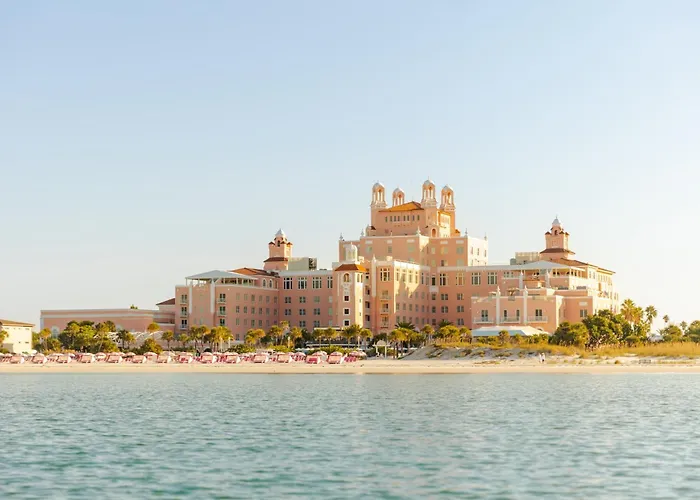 Family Hotel: The Don Cesar