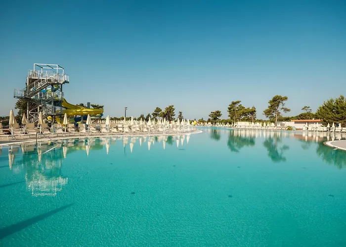 Zaton Holiday Resort Camping Homes