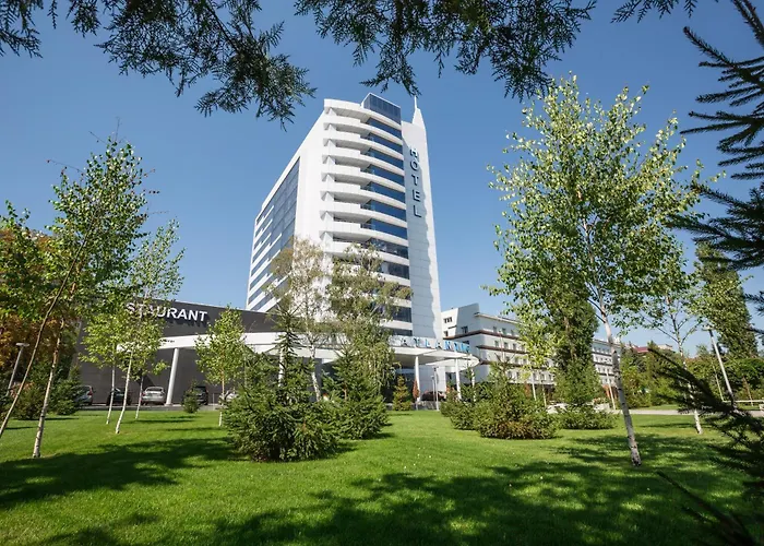 Luxury hotel only: Atlantic Garden Resort