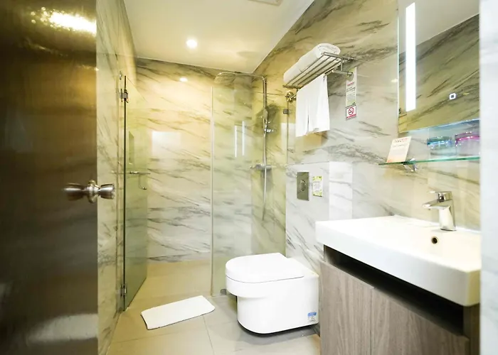 Family Friendly Hotels Court Meridian & Suites