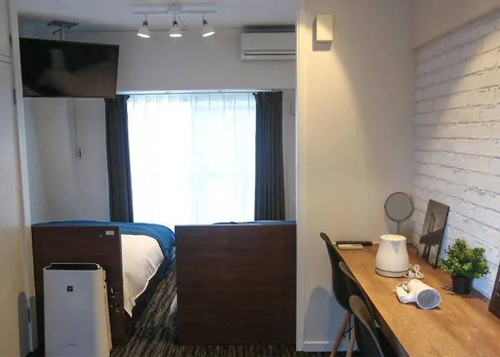 N33 Hakata Sta Riverside