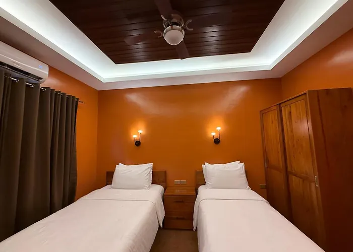 Family Hotel: Bella Napoli Resort & Resto