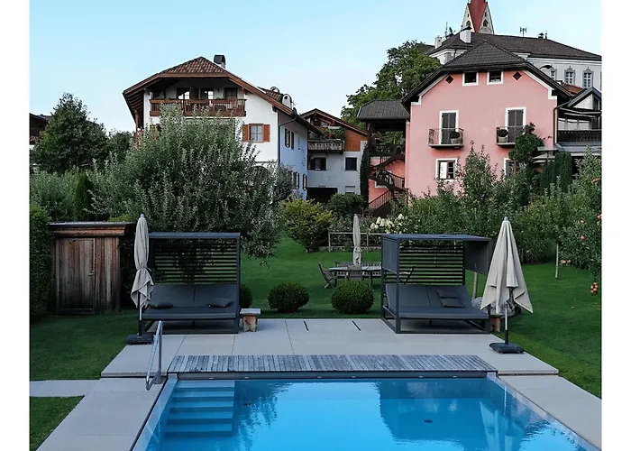 Der Unterwirt Guesthouse - Pool & Jre Restaurant