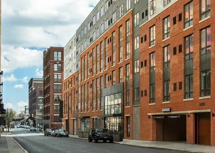 Luxury Apartments By Hyatus Center City