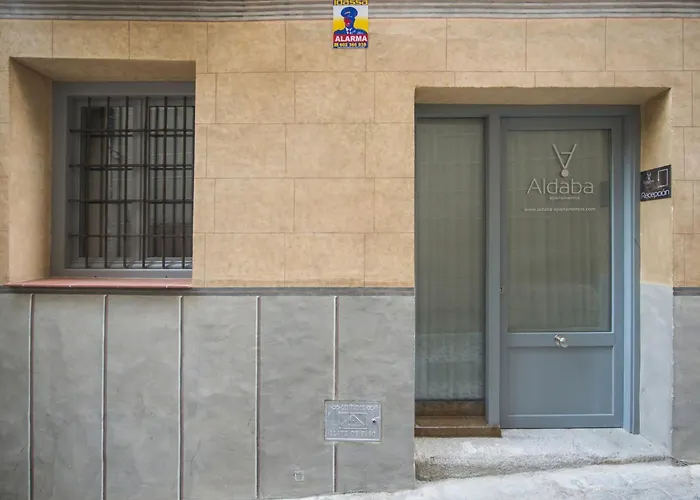Aldaba Apartamentos