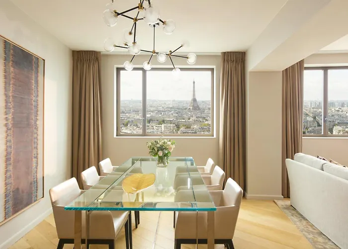 Hyatt Regency Etoile