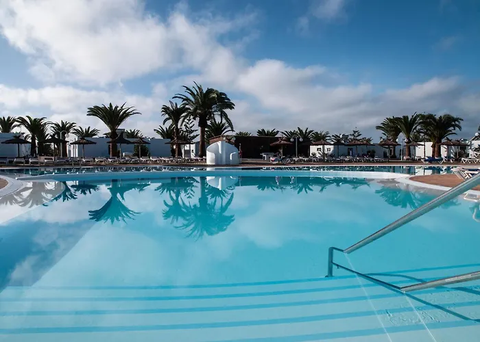 Hl Rio Playa Blanca