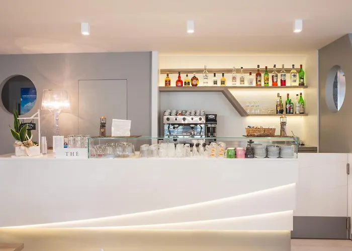 Blu Star Hotel