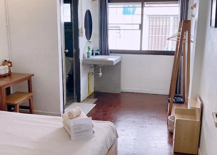 Wayside Guesthouse