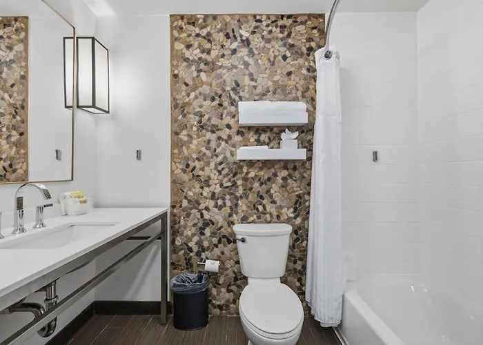 Kozy Hotel Houston North