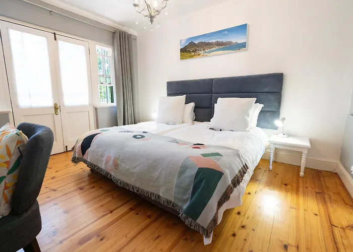 Mediterranean Villa Guesthouse