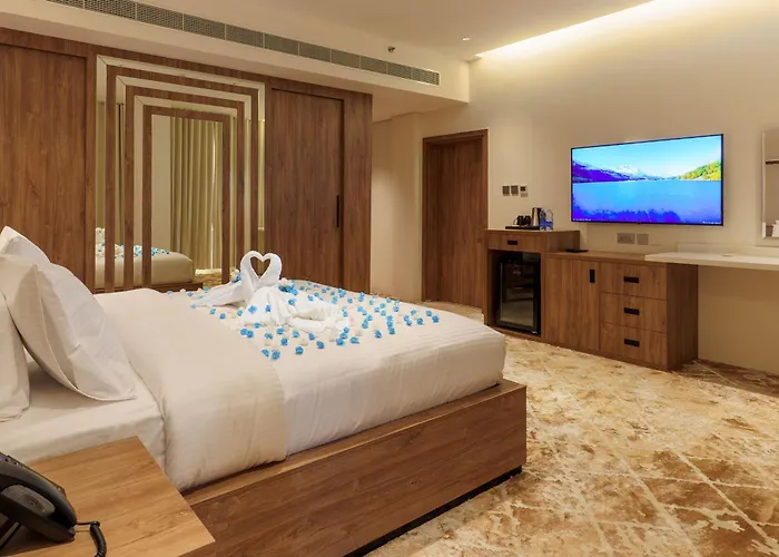 Jarzez Inn Hotel Azaiba فندق جرزيز إن العذيبة