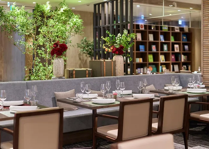 Hotel near College: Shiba Park Hotel