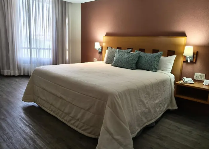 Hotel Mirabel
