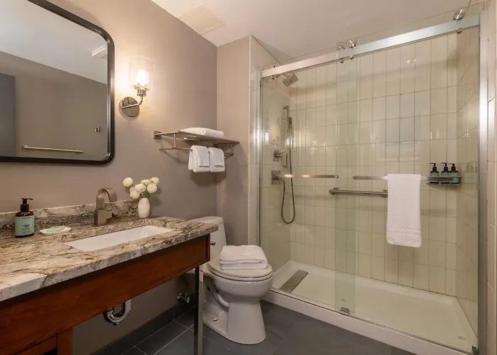 Beach hotel: La Tourelle Inn & Spa