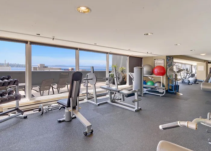 Apartment: Newmark Bayview Luxury Suite