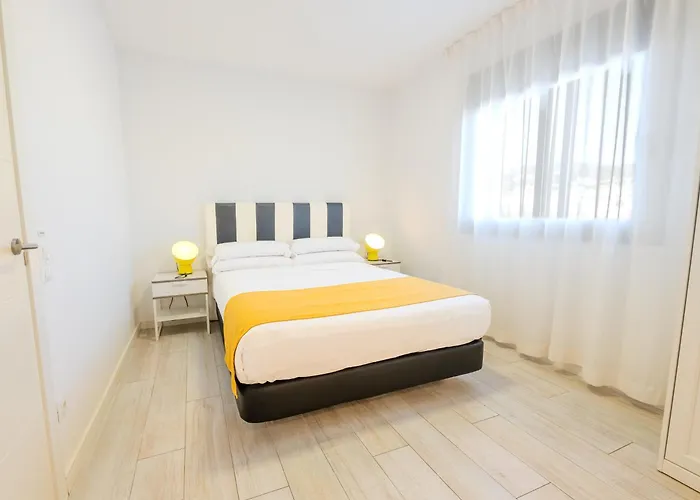 Castell Beach Aparthotel