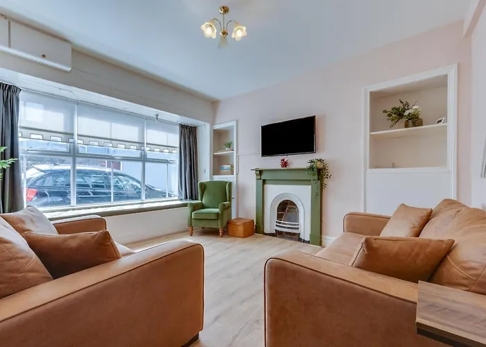 Villa: Dragon Cottage