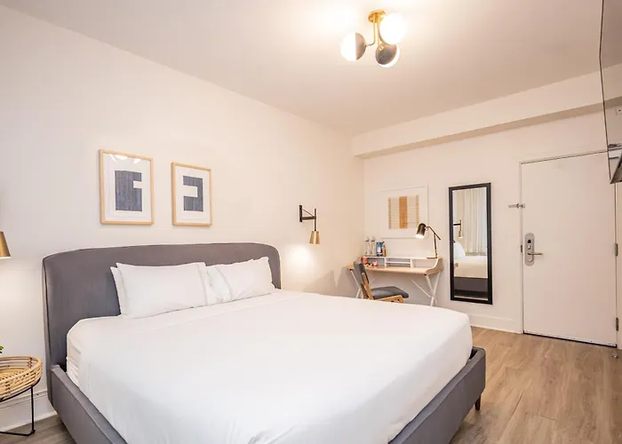 Kenmore Village Hotel, South Beach