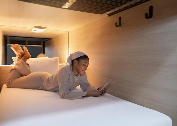 Zedwell Capsule Hotel Piccadilly Circus