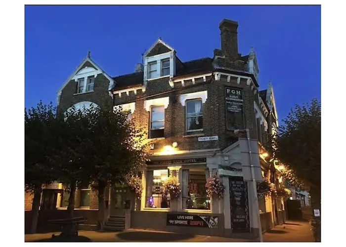 Hotels Close to Airport Forest Gate - Free Parking Limited Spaces