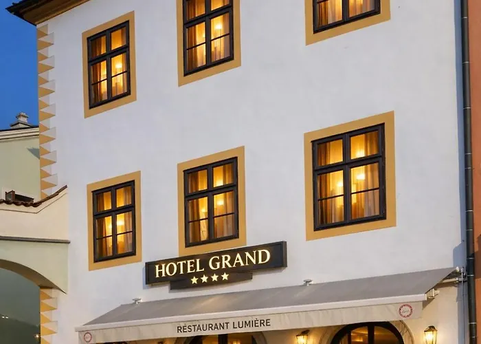 Grand