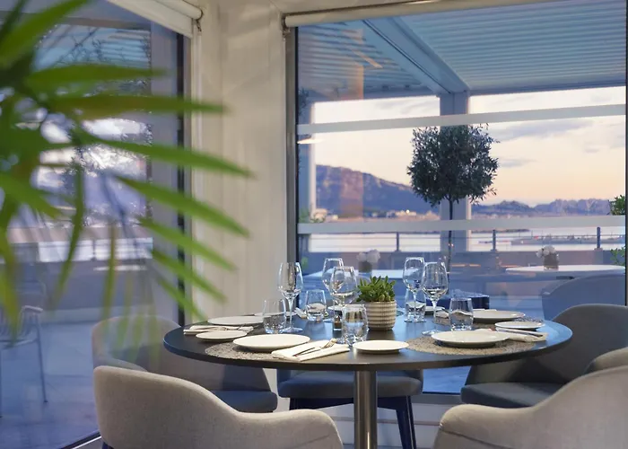 Hôtel Jacuzzi: nhow Marseille