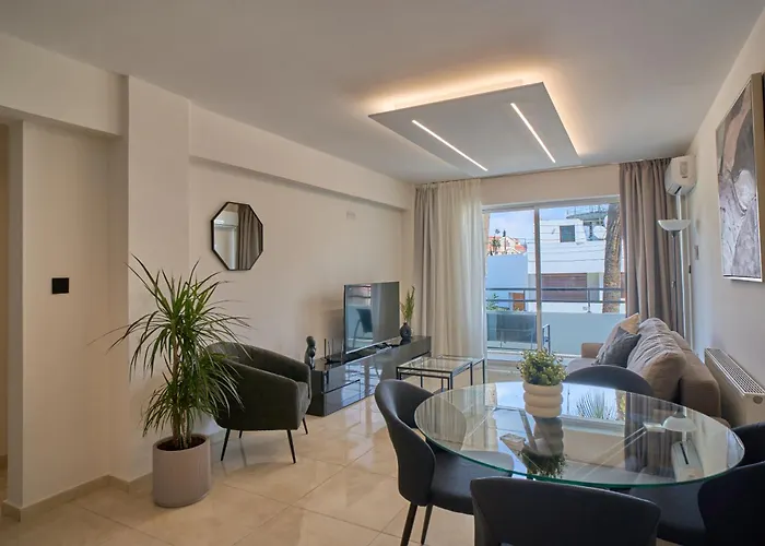 Marianna Apartments