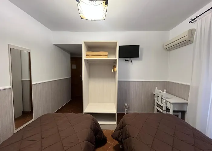 Hostal Hueso