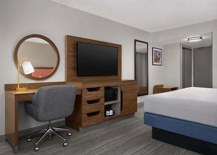 Hampton Inn & Suites Denver-Cherry Creek