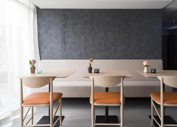 3 star hotel: Hotel Lotus