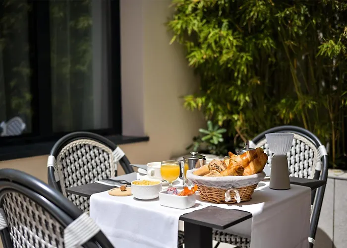 Resort: Best Western Plus Cannes Riviera & Spa