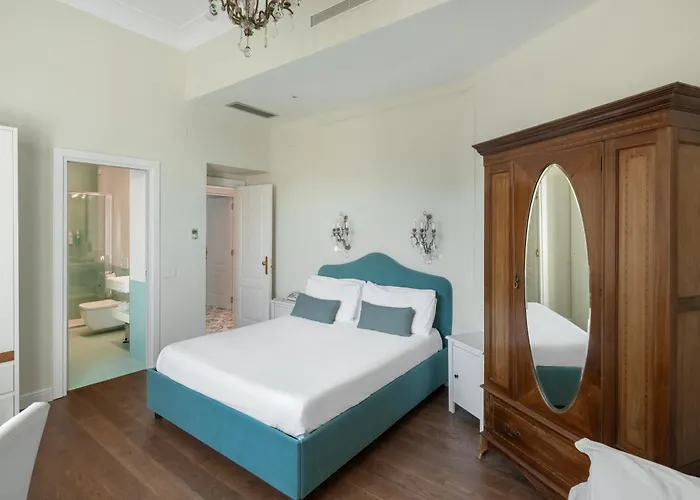  Experience Boutique - Villa Cimmino