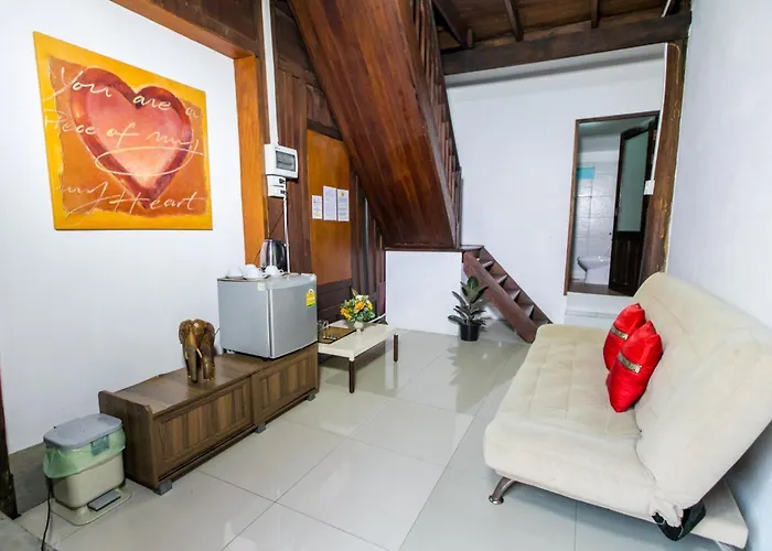 Mandarin Lodge By Victor