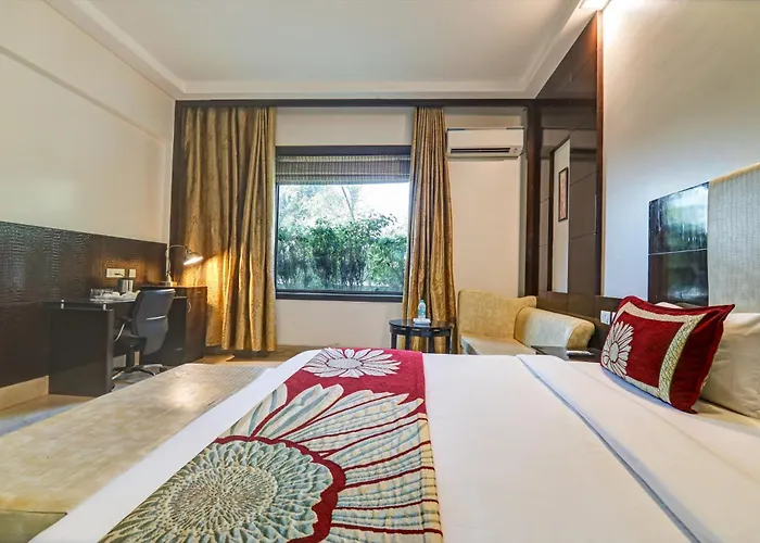 Hotel Airport Residency