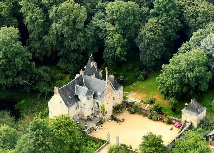  Manoir De Rouessé