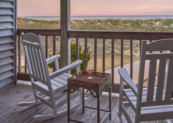 Golf hotel: The Sanderling