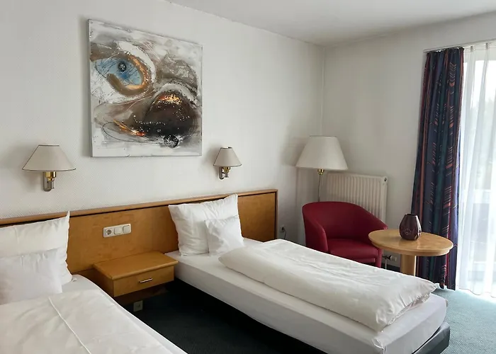 Matchpoint Hotel