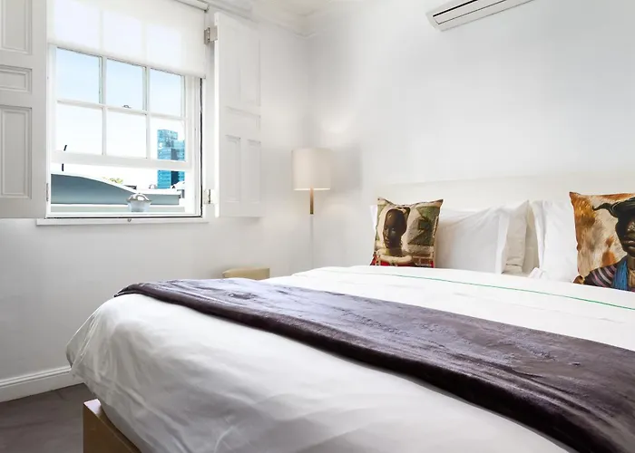Cape Finest Guest House Located In De Waterkant