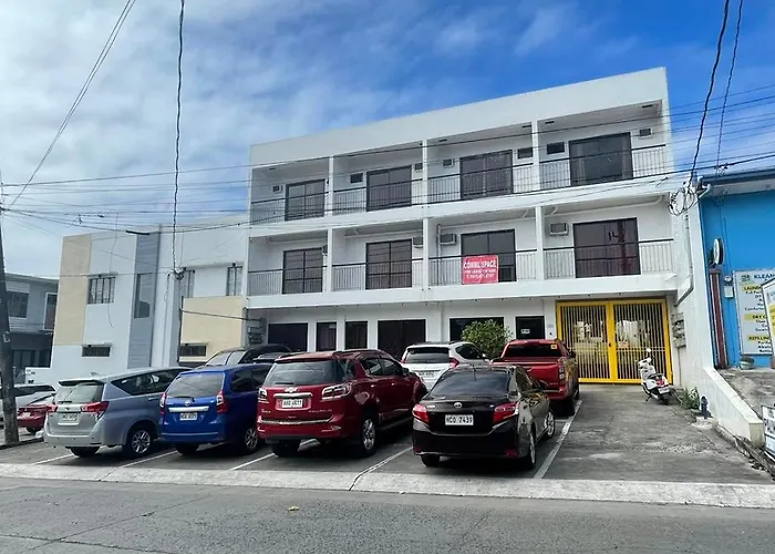 Palines Apartment Near Brittany Palazzo Villar City Alabang