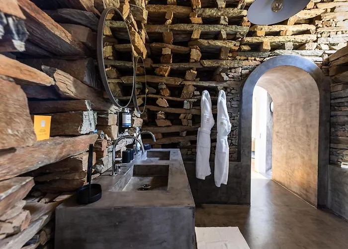 Casa Do Rio - Douro Wine Hotel By Vallado
