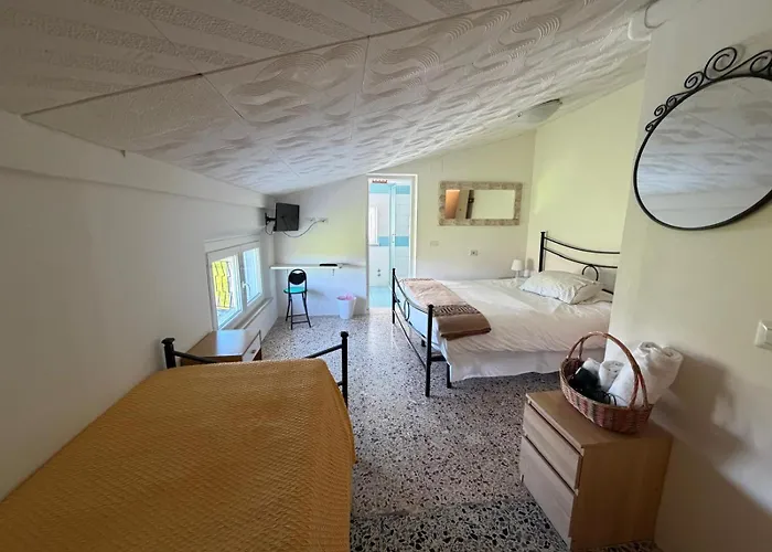 Hotel nahe Flughafen: La Campagnola Trattoria Con Alloggio
