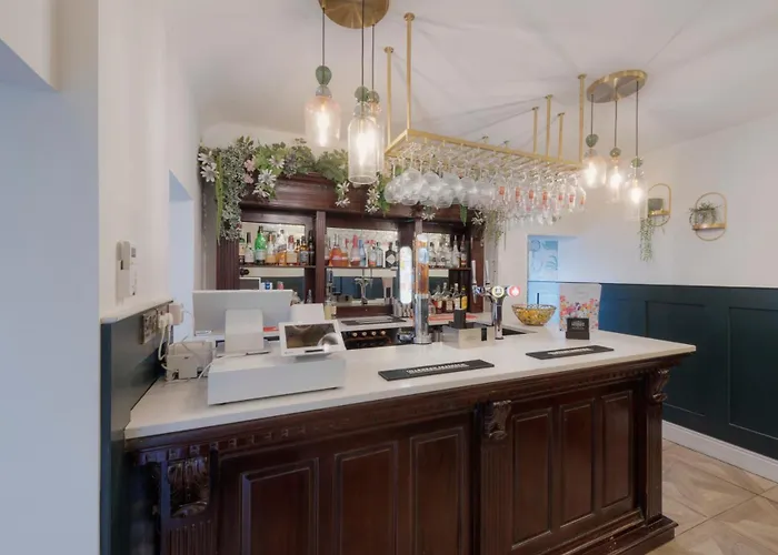 Somerset House Boutique And Restaurant