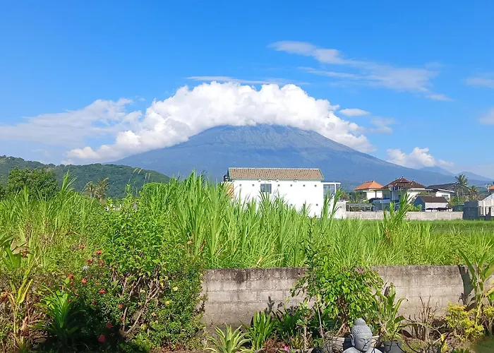 Agung Inn Amed