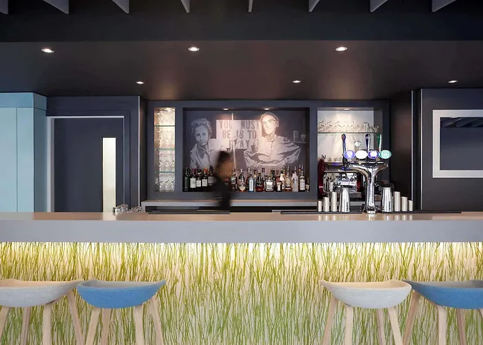 Pet Friendly hotel: Ibis Brighton City Centre - Station