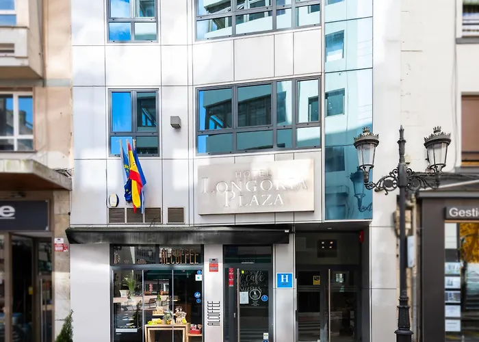 Hotel Longoria Plaza by Pandorahoteles