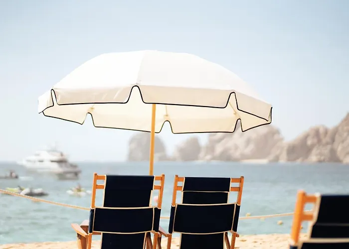 Luxury hotel only: Bahia Hotel & Beach House