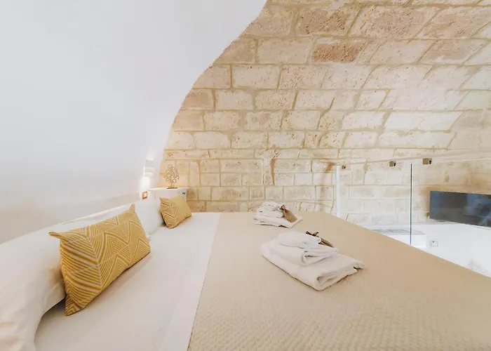 Luxury hotel only: Ventidue Venti